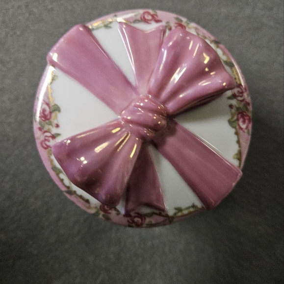 Music box - Picture 1 of 5